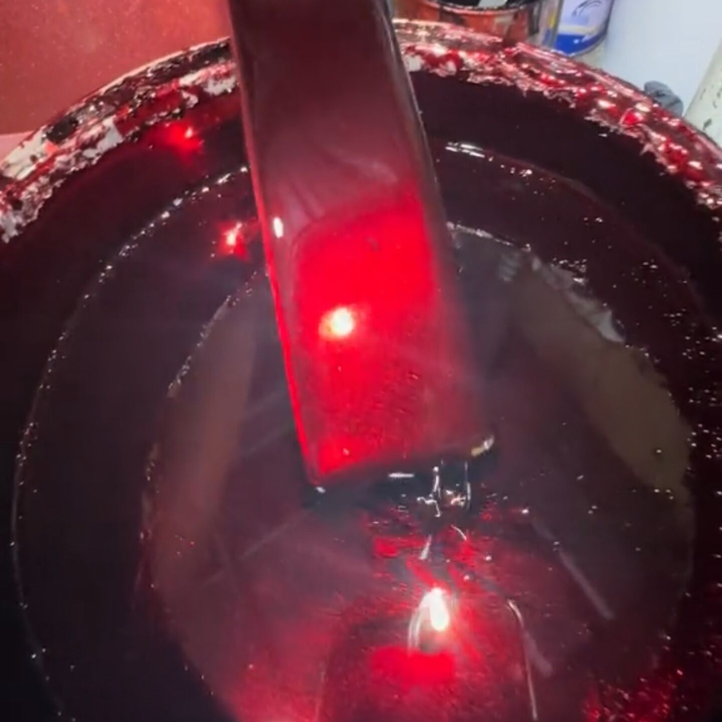 Metallic Blood Red Automotive  - огляд і ціна Mica Powder Colorant